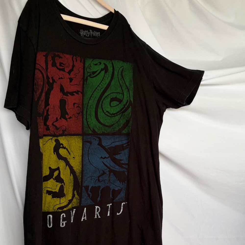 Warner Bros. Black Harry Potter Hogwarts Houses Graphic Tee
